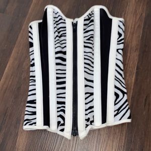 Shirley of Hollywood black/white stretchy corset